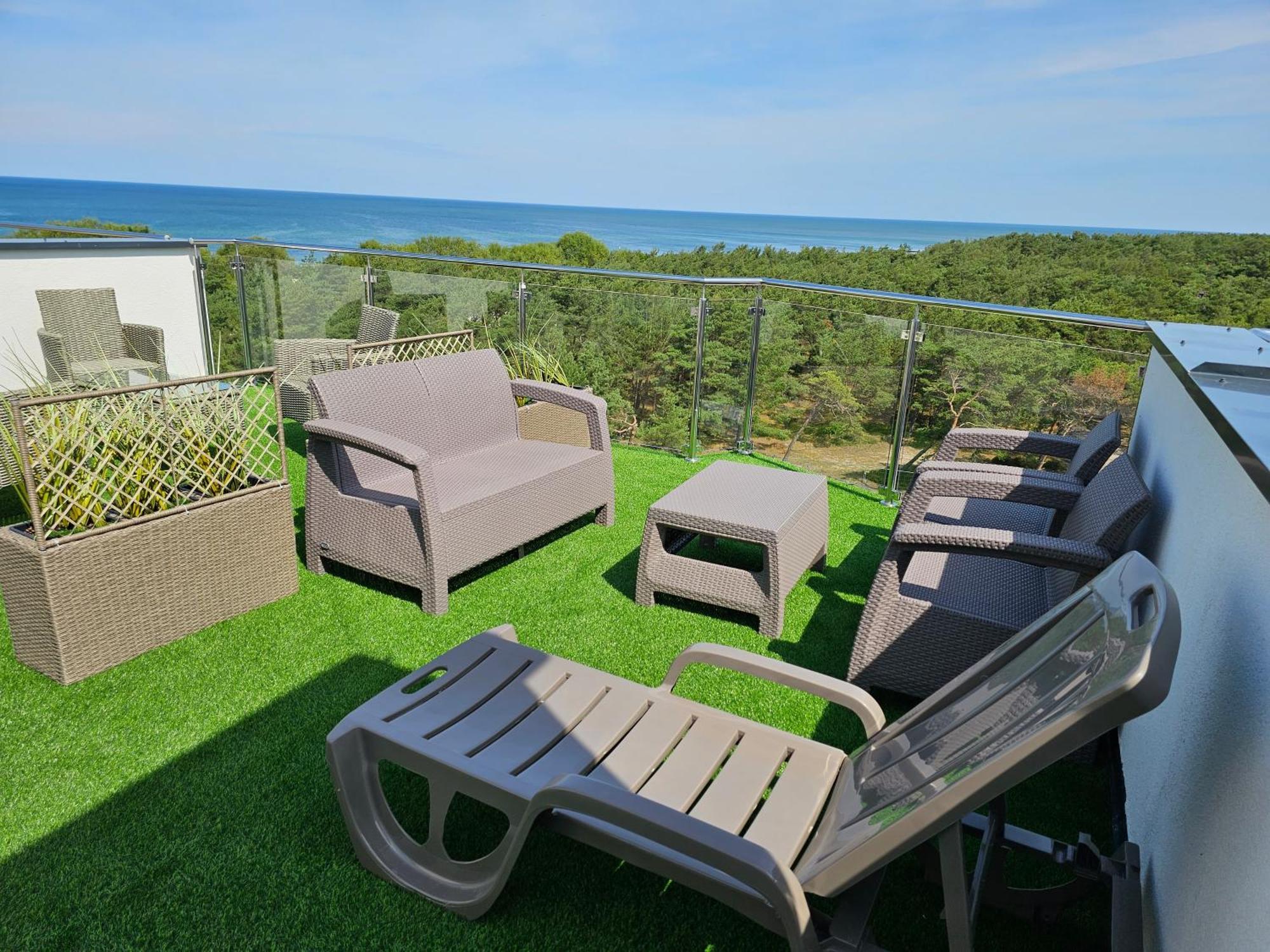 Apartment Seaview & Rooftop Terrace 77b